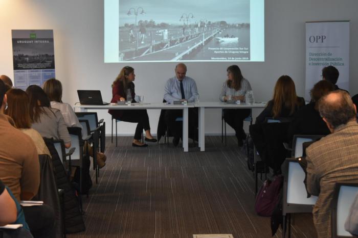 María de Barbieri, Pedro Apezteguía y Andrea Vignolo