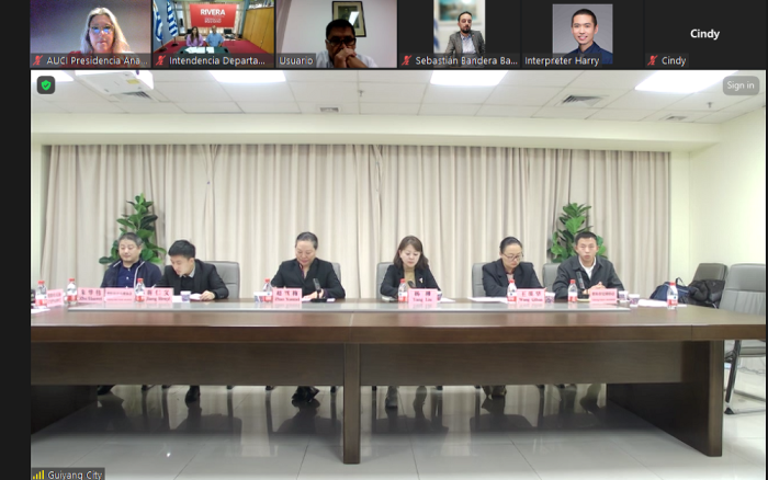 Reunión entre representantes de la ciudad de Guiyang y departamento de Rivera