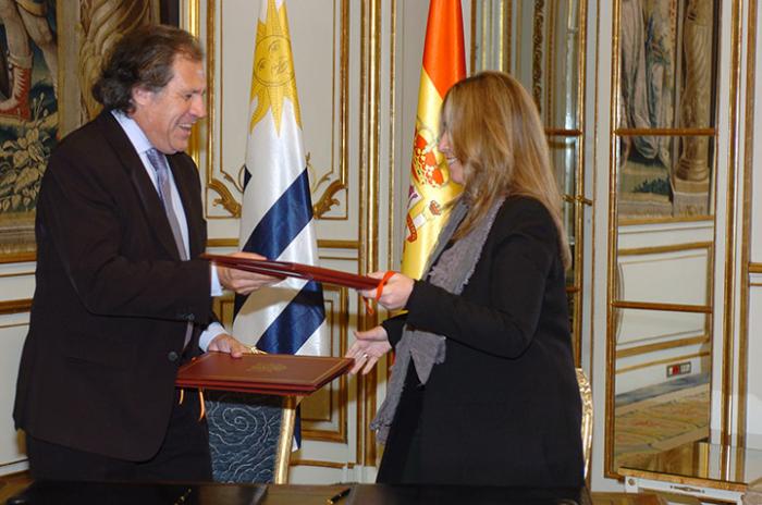 Se firma Marco de Asociación de Cooperación Uruguay España
