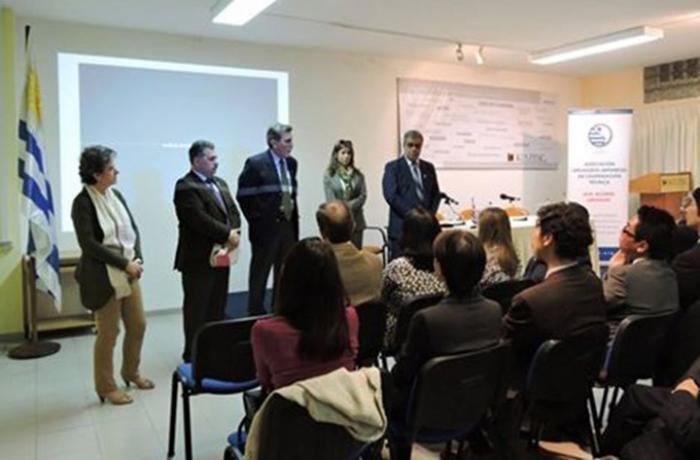 Japón es uno de los principales oferentes de becas que tiene Uruguay