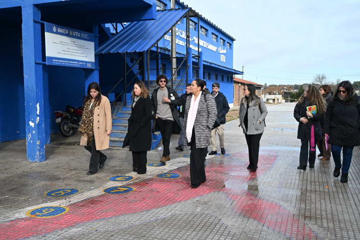 Técnicos de Sedesol, Mides y AUCI visitan Centro de Referencia de Políticas Sociales de Casavalle