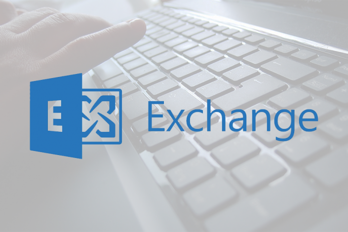 Logo Exchange con un teclado de fondo