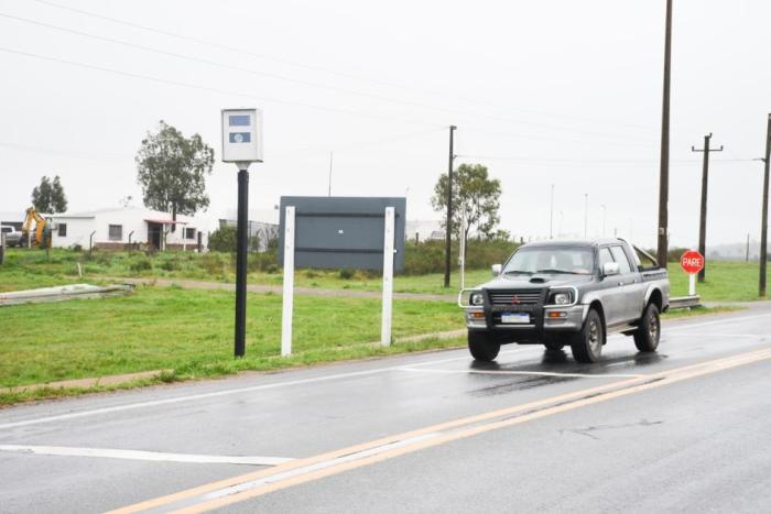 Multas de Tránsito (Foto MTOP) Camioneta en ruta