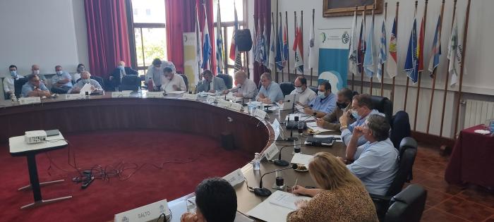 Intendentes en sala 