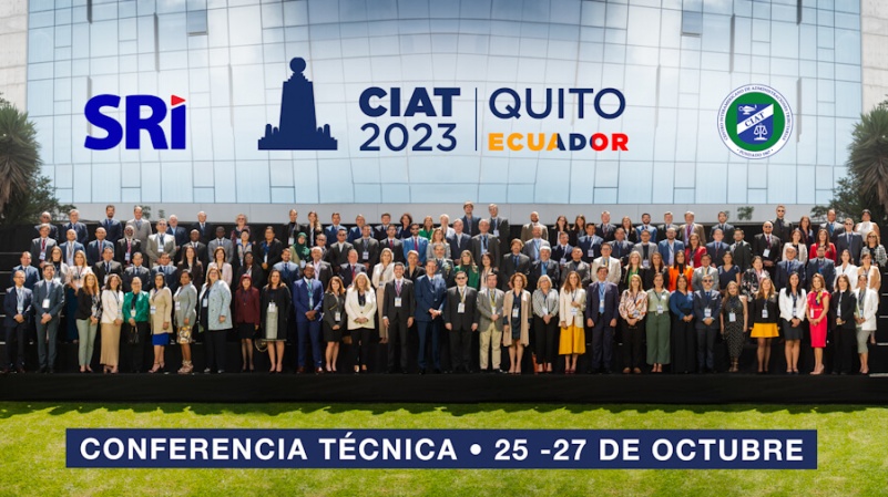 foto familiar del Ciat 23, Quito