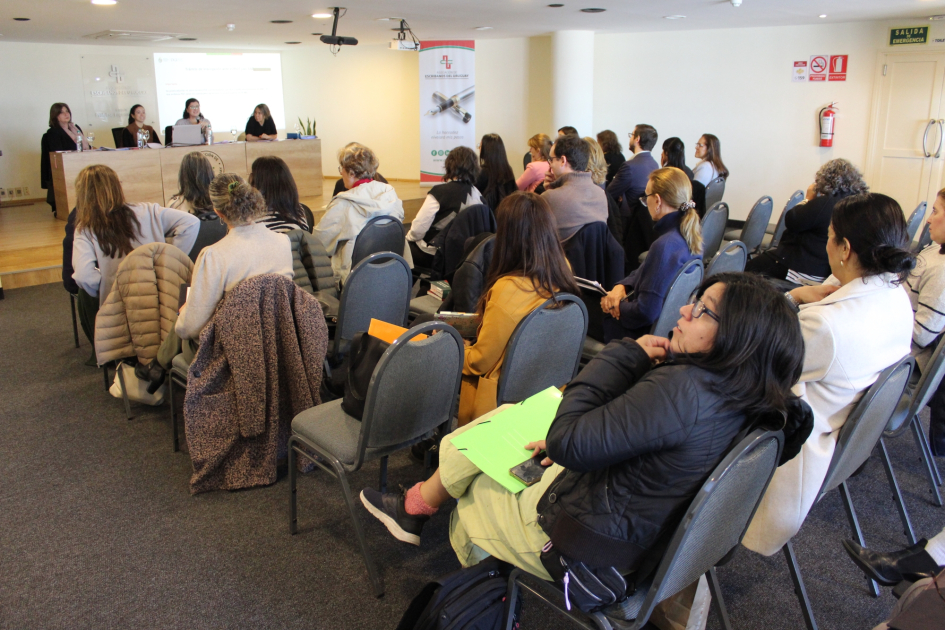 Charla en Asociación de Escribanos del Uruguay