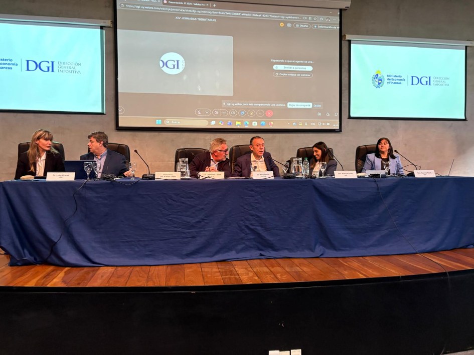 Panel Derecho Tributario 