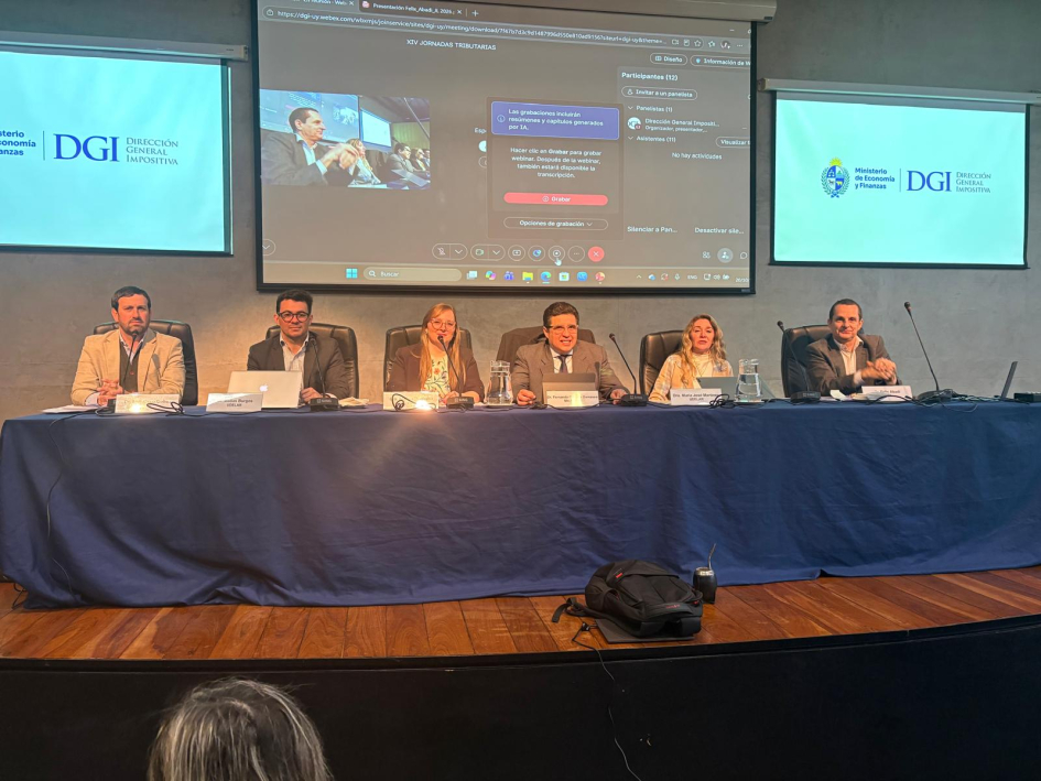 Panel Derecho Tributario 