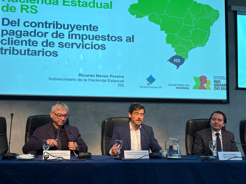 Ricardo Neves Pereira - Marvin Cardoza - Gustavo González 