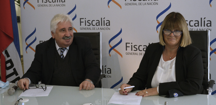 Fiscal Juan Gómez junto a la nueva fiscal Beatriz Mesías Fiscal Juan Gómez junto a la nueva fiscal Beatriz Mesías