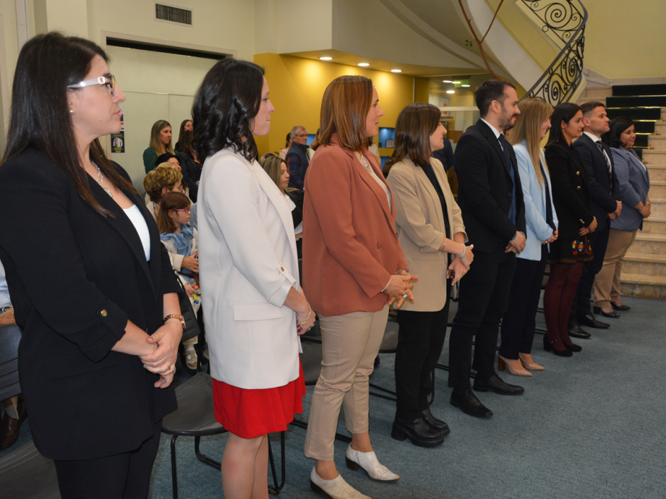 Fiscales prestando juramento Fiscales prestando juramento