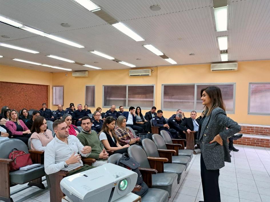 Sandra Mazurkiewicz - Atención de Público y Técnicas de Autocuidado