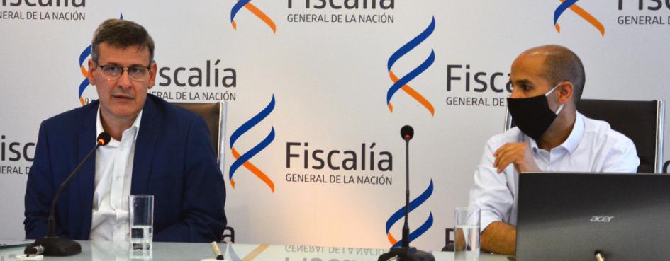 El Fiscal de Corte y el director del Departamento de Políticas Públicas Sebastián Pereyra El Fiscal de Corte y el director del Departamento de Políticas Públicas Sebastián Pereyra