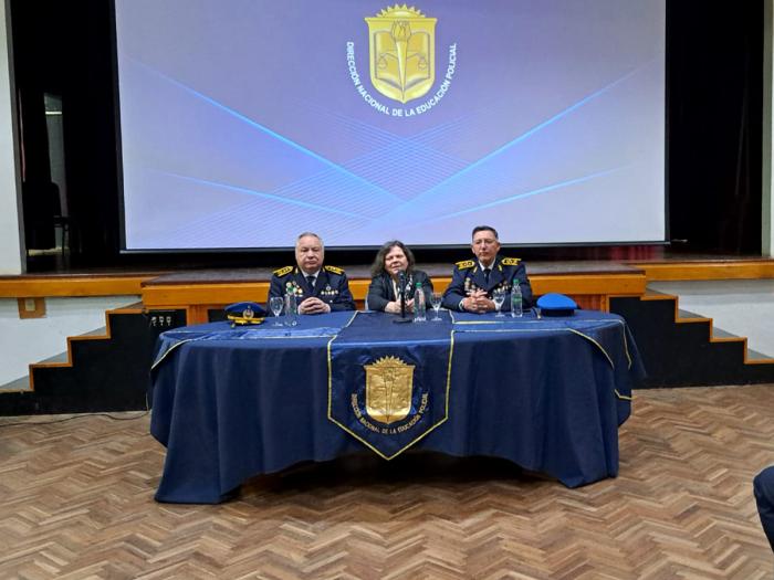 Seminario de Cooperación Interinstitucional entre el Ministerio Publico y la Policía Nacional Seminario de Cooperación Interinstitucional entre el Ministerio Publico y la Policía Nacional