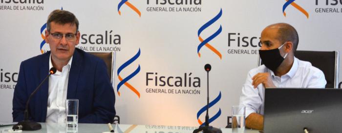 El Fiscal de Corte y el director del Departamento de Políticas Públicas Sebastián Pereyra El Fiscal de Corte y el director del Departamento de Políticas Públicas Sebastián Pereyra