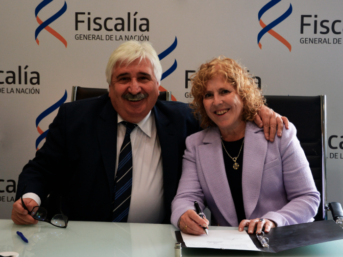 Fiscal de Corte Juan Gómez junto a la fiscal Alicia Ghione