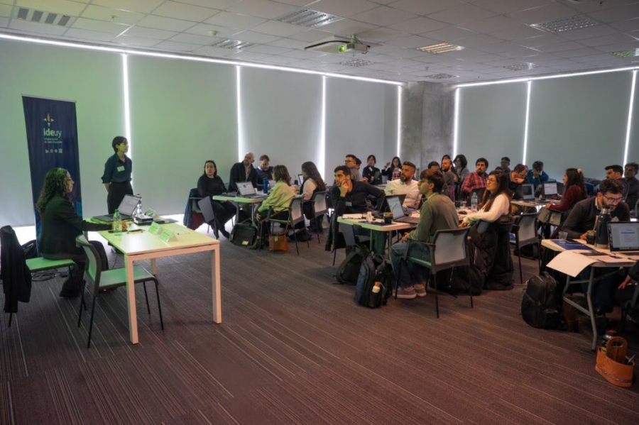 Especialistas nacionales participaron en el taller sobre herramientas de información geoespacial