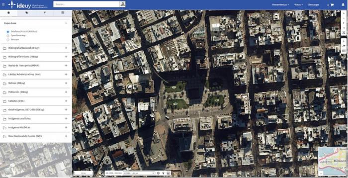 Visualizador de IDEuy Visualizador IDEuy imagen manzanas de Montevideo zona Plaza Independencia, Torre Ejecutiva.