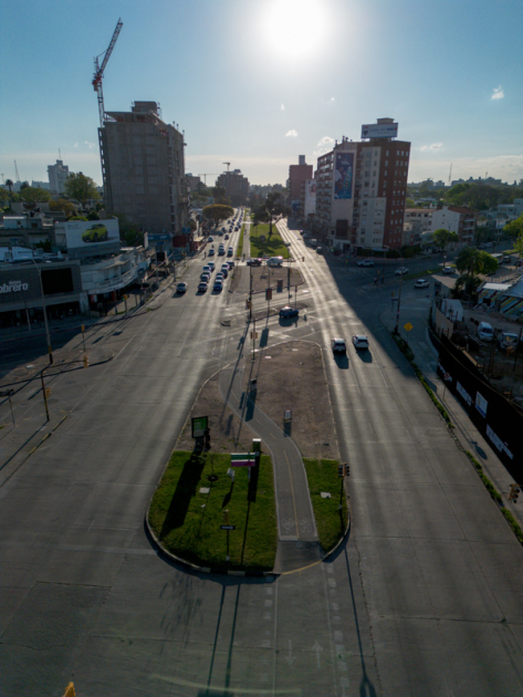 Plazoleta. Homenaje a Héctor Castagnetto. . Fotografía: Pablo Nogueria, 2022. Plazoleta. Homenaje a Héctor Castagnetto. . Fotografías: Pablo Nogueria, 2022.