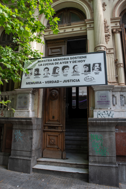 Fachada de la Casa de las Maestras. Fotografía: Pablo Nogueira, 2022.