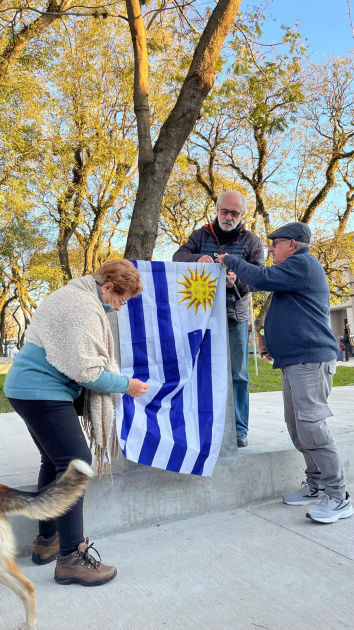 Inauguración del Circuito y colocación de la placa en la plaza 19 de abril.