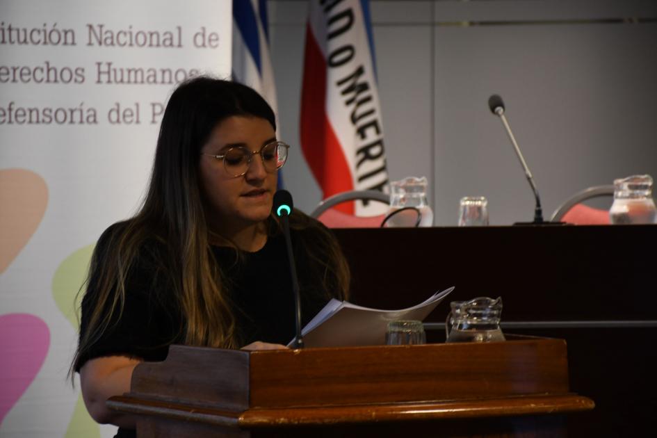 Presentación del informe abreviado para adolescentes