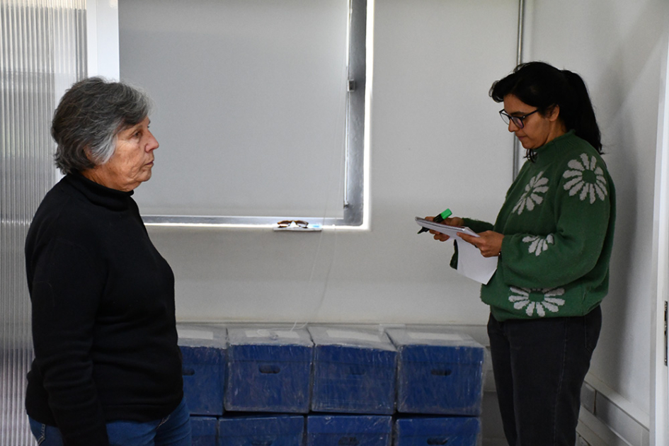 Equipo de Búsqueda de la INDDHH recibiendo el archivo Equipo de Búsqueda de la INDDHH recibiendo el archivo