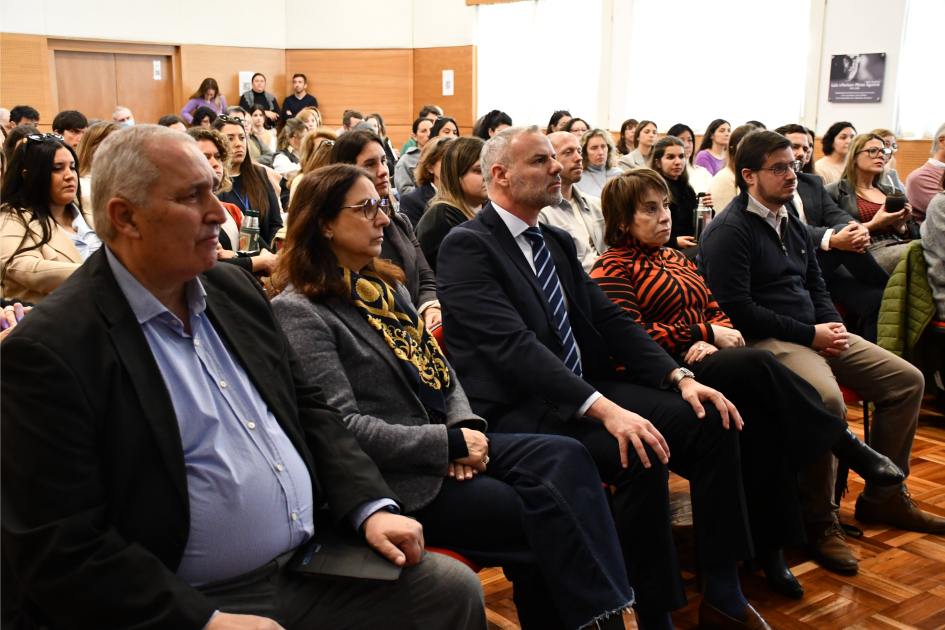 Autoridades presentes y participantes del grupo de trabajo