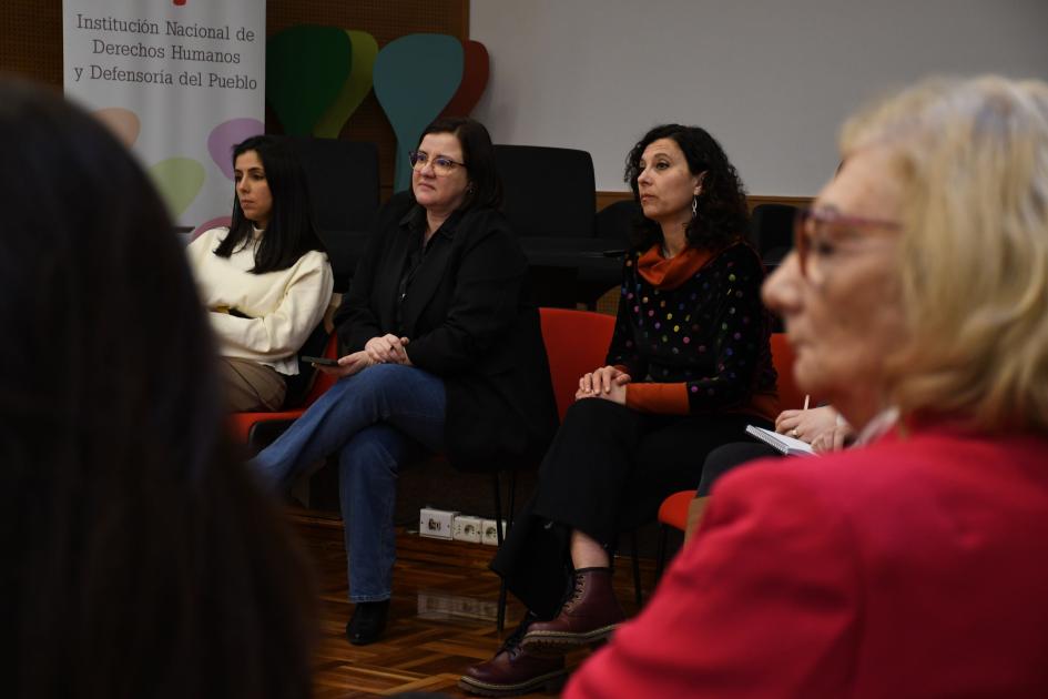 Directora INDDHH, Carmen Rodríguez y referente Salud Mental INDDHH, Mónica Giordano 