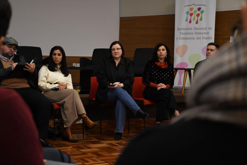 Directora INDDHH, Carmen Rodríguez y referente Salud Mental INDDHH, Mónica Giordano 