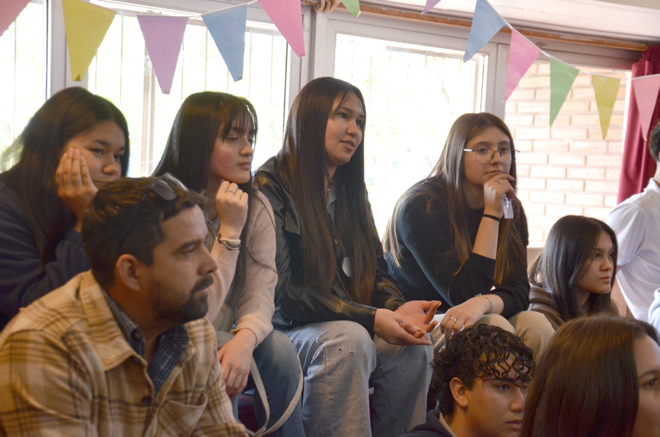 Intervenciones de los y las jovenes participantes