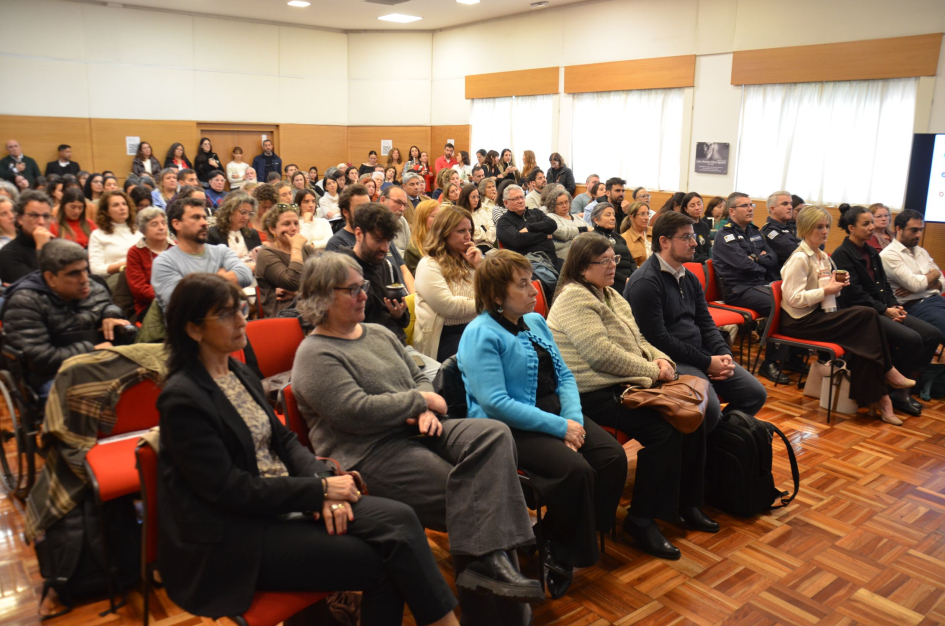 Vista general de la sala Vista general de la sala