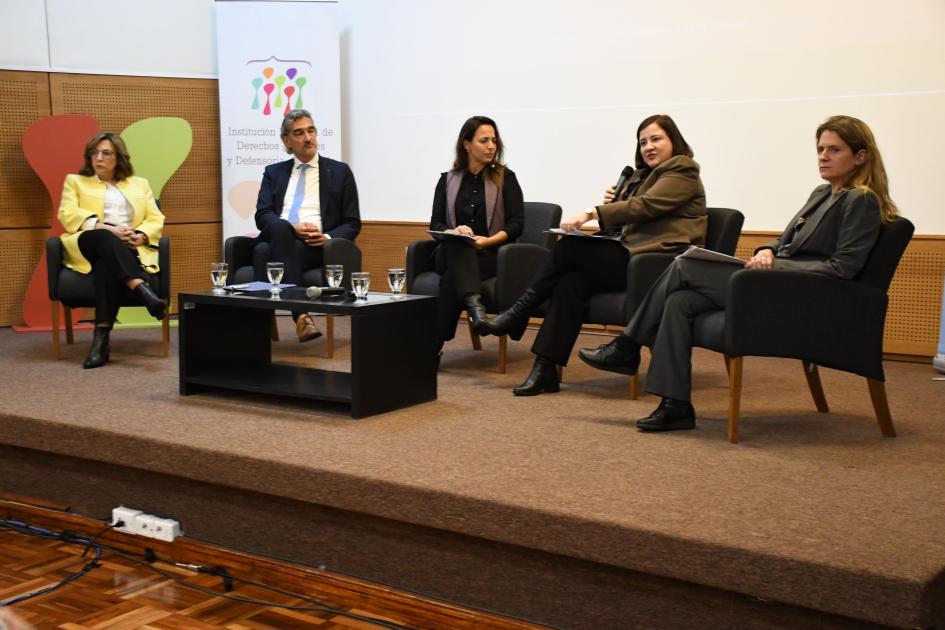 Panel de Apertura Panel de Apertura