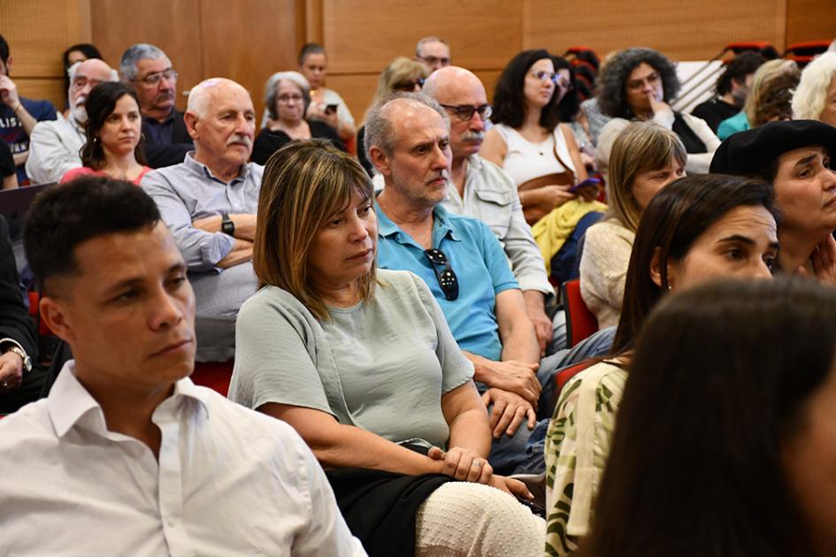 Presentación Acceso a archivos del pasado reciente público asistente a la Presentación Acceso a archivos del pasado reciente