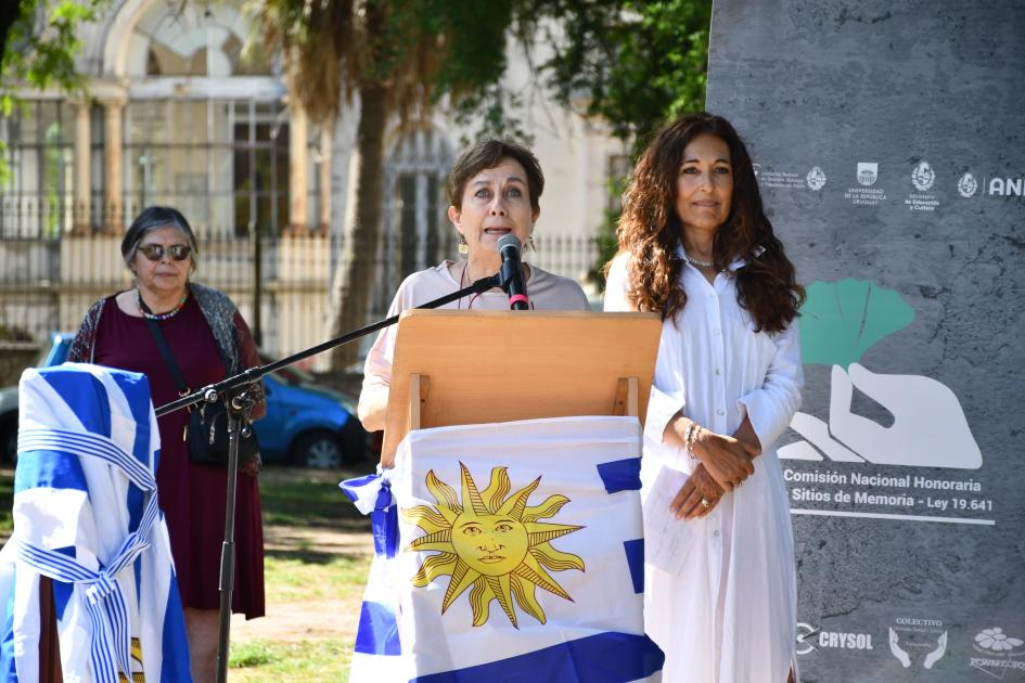 Virginia Martínez cerrando el acto Virginia Martínez cerrando el acto