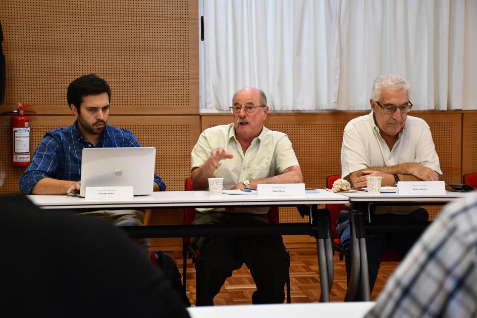 De izq. a der.: Santiago Núñez (ADERAMA), Ruben Ringel y Andrés Pereira (UNI 3) De izq. a der.: Santiago Núñez (ADERAMA), Ruben Ringel y Andrés Pereira (UNI 3)