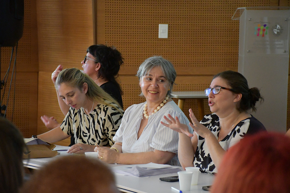 Victoria Rossi (MEVIDIS), directora de INDDHH Jimena Fernández, Karen Sass (MEVIDIS)