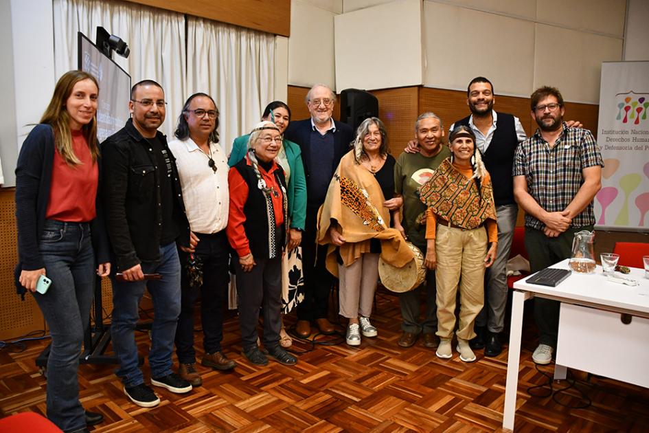 integrantes de los cortometrajes "Homo, guardián de la luz" y "Timi ju, lugar chaná" integrantes de los cortometrajes "Homo, guardián de la luz" y "Timi ju, lugar chaná"