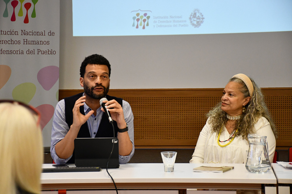 Oscar Rorra de la Unidad Étnico Racial y Susana Andrade de Atabaque