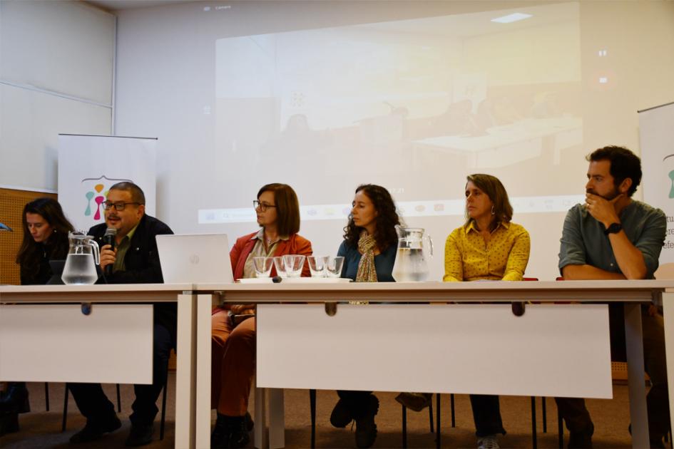 Expositores del segundo panel del Encuentro Expositores del segundo panel del Encuentro