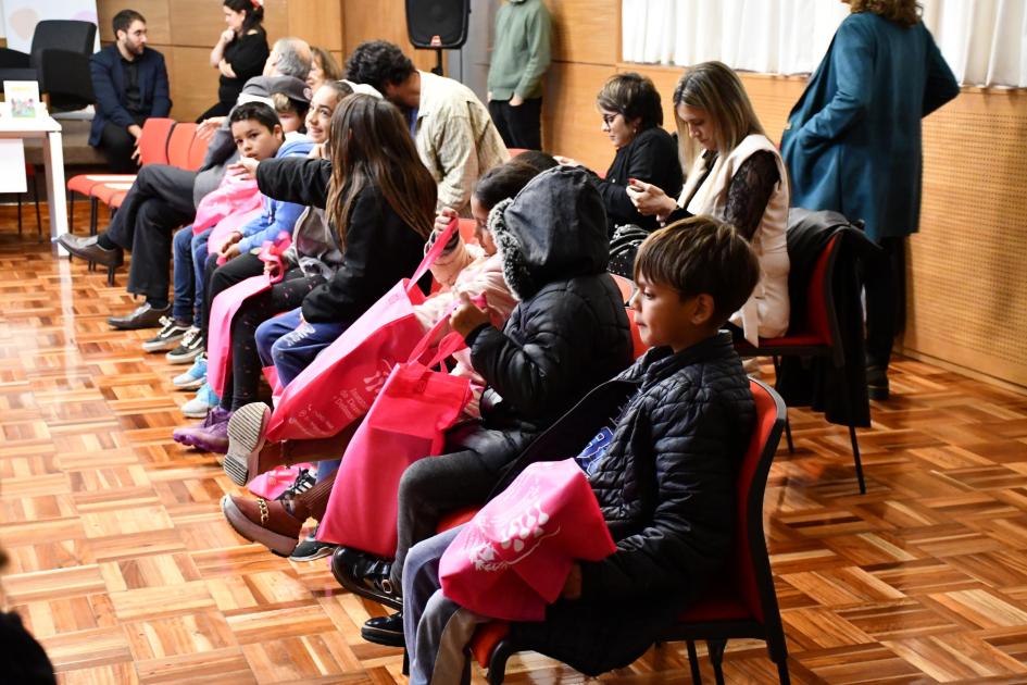 Presentación libro de cuentos Facundo cuenta (contigo)