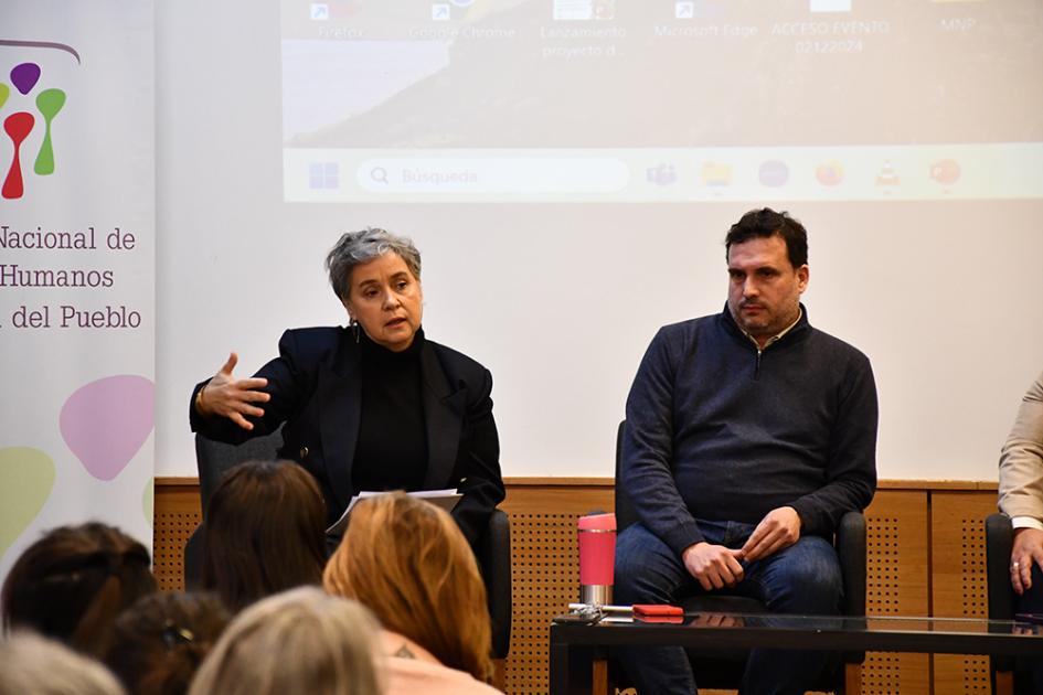 Directora de la INDDHH Jimena Fernández y Darío Fernández del Consejo Asesor Honorario