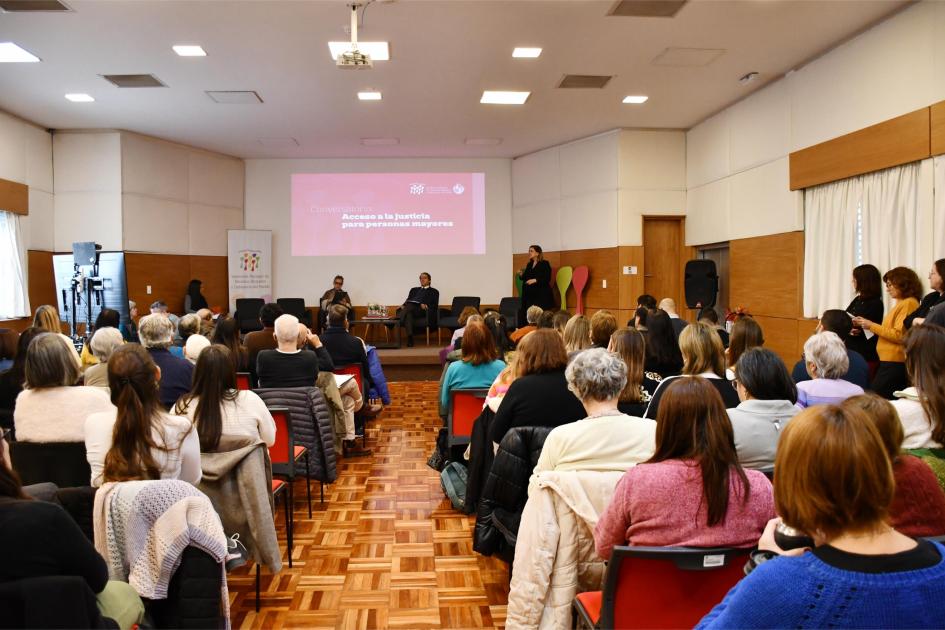 Público del conversatorio Público del conversatorio