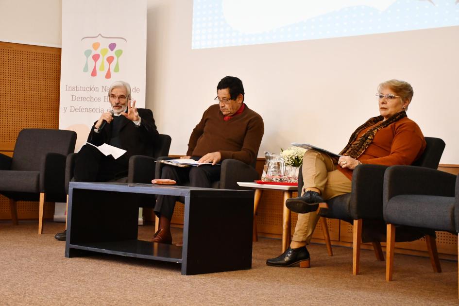 Estela Ovelar, Alberto Melgarejo y Jorge Tourón representantes del grupo de trabajo personas mayores Estela Ovelar, Alberto Melgarejo y Jorge Tourón representantes del grupo de trabajo personas mayores