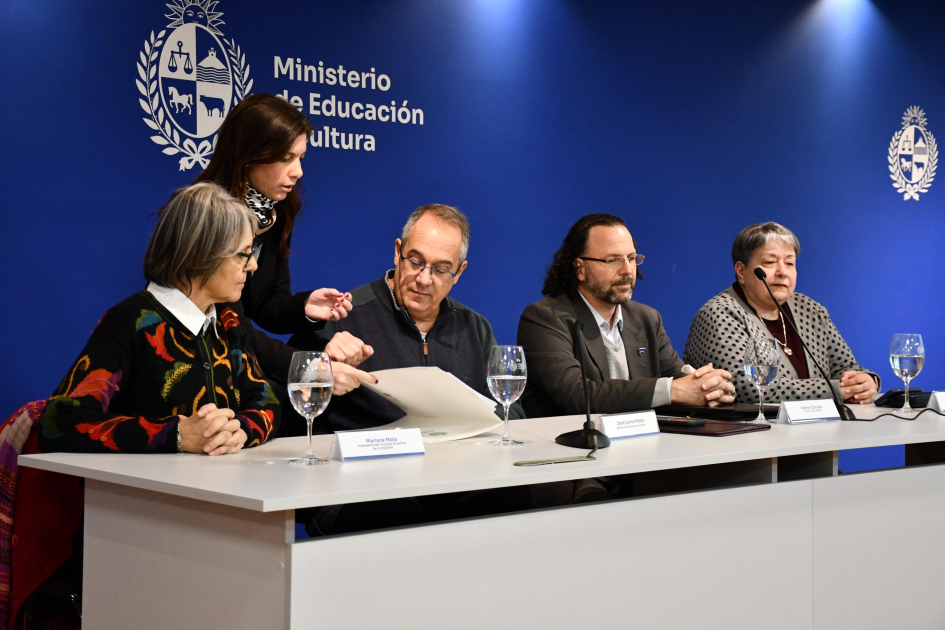 Momento de la firma