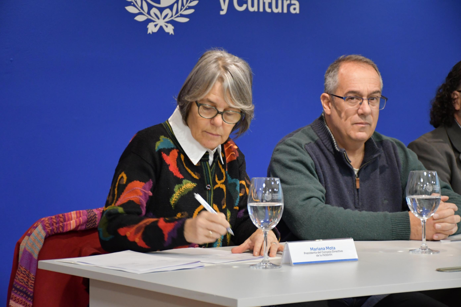 Firma de la presidenta de la INDDHH, Mariana Mota