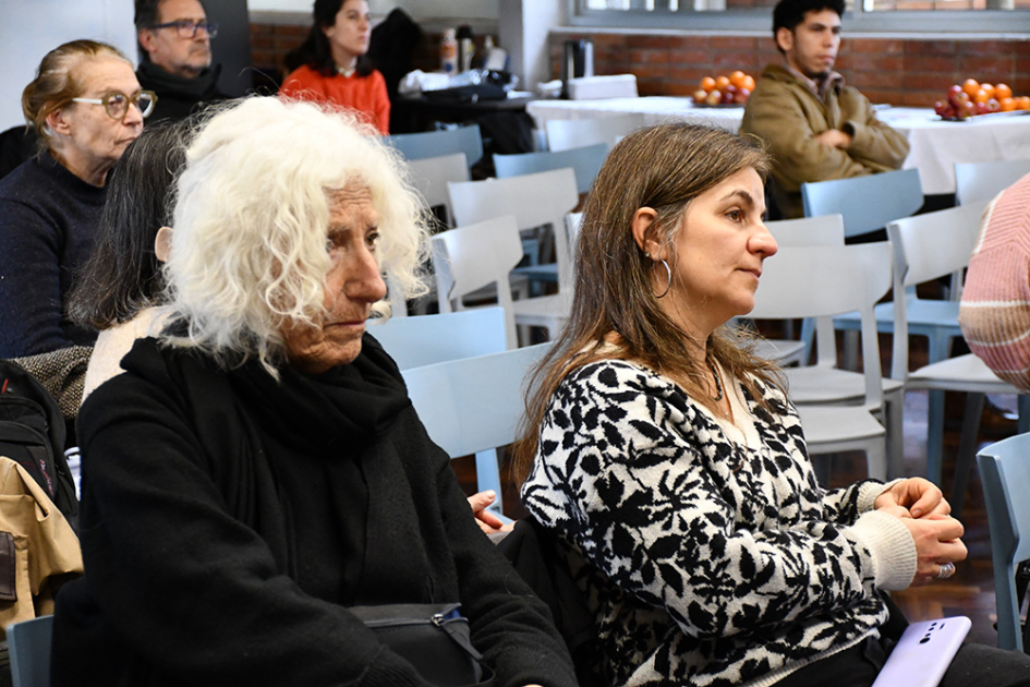 Elena Zaffaroni de Madres y Familiares y Lorena Etcheverry de Facultad de Ingeniería