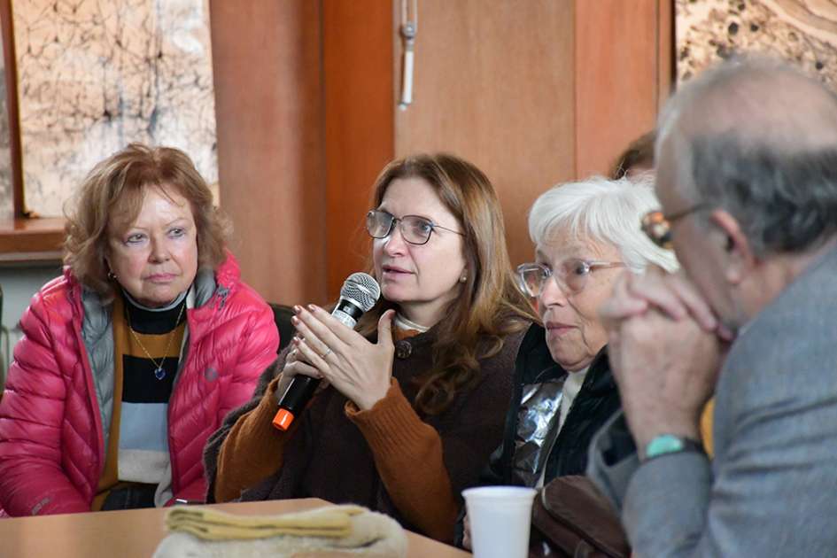 Participantes del conversatorio "Protección de la salud cerebral en adultos mayores" Participantes del conversatorio "Protección de la salud cerebral en adultos mayores"