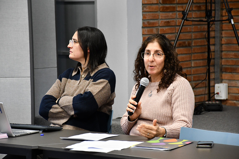 Manuela Abrahan y Adriana Normey del Comité Coordinador del Repositorio