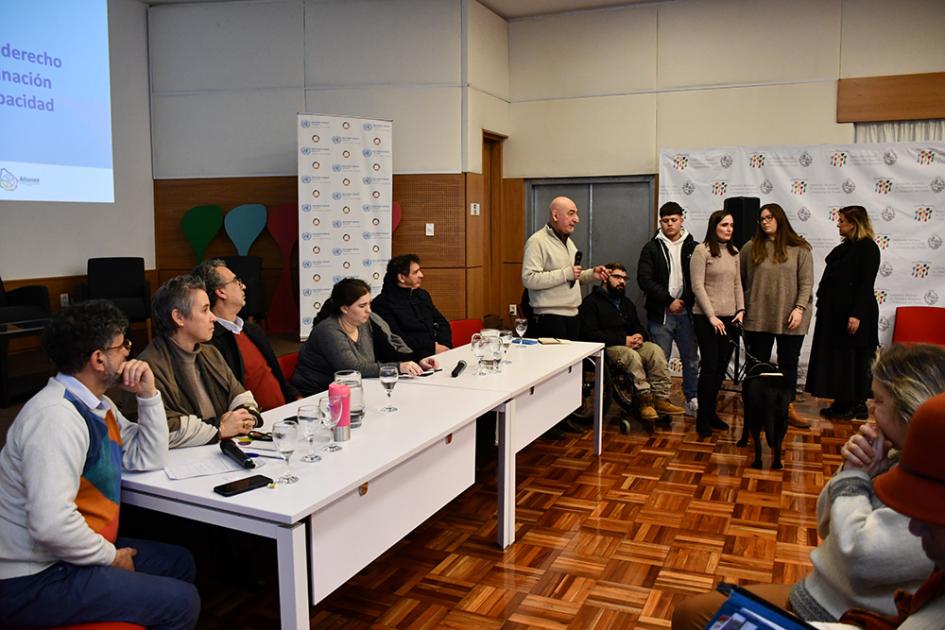 ciclo de formación sobre derecho a la igualdad y no discriminación de las personas con discapacidad ciclo de formación sobre derecho a la igualdad y no discriminación de las personas con discapacidad